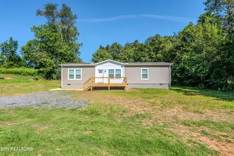 Exterior - 7928 Harmon Rd, Powell, TN 37849 photo 2 of 3