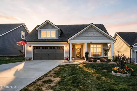 503 Chestnut Pl, Loudon, TN 37774