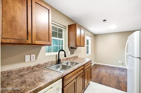 2100 Brice St, Knoxville, TN 37917