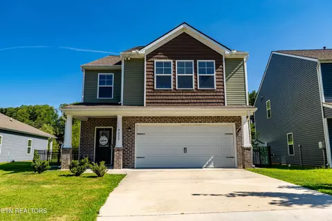9822 War Admiral Ln, Knoxville, TN 37931