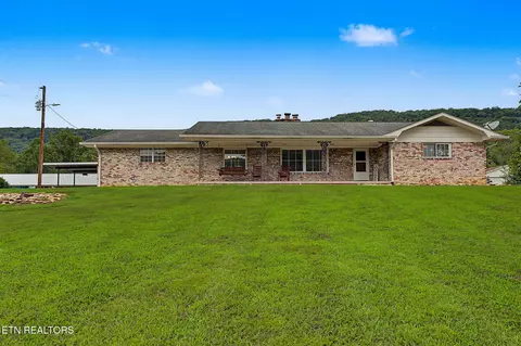 5047 Harriman Hwy, Oliver Springs, TN 37840