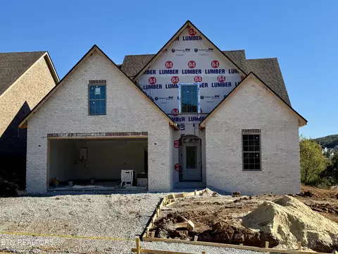 2106 Lantern Park Ln, Knoxville, TN 37932