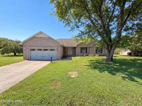 758 Meadow Ridge Rd, Walland, TN 37886