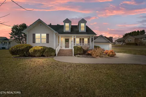 236 Dove Dr, Sevierville, TN 37876