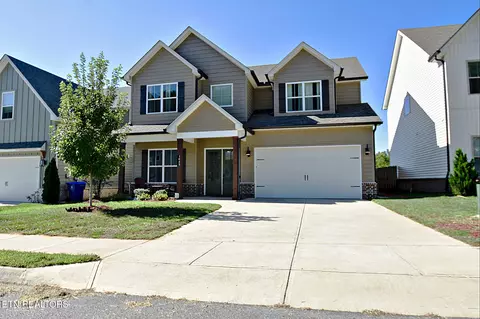 1045 Belle Pond Ave, Knoxville, TN 37932