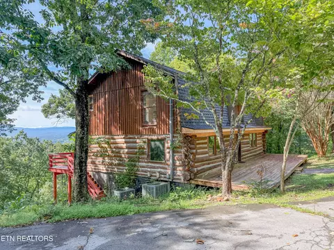 2834 Honeysuckle Tr, Rockford, TN 37853