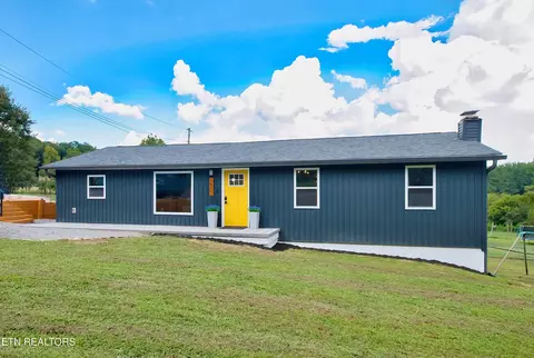 1502 Shadowood Dr, Maryville, TN 37803