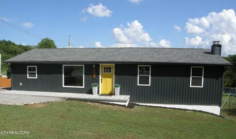 1502 Shadowood Dr, Maryville, TN 37803
