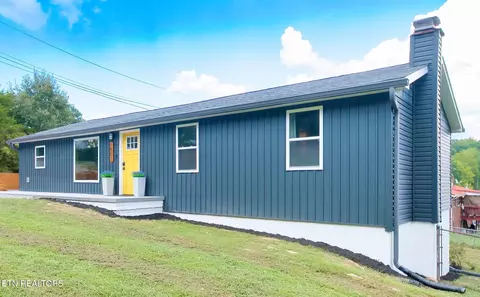 1502 Shadowood Dr, Maryville, TN 37803