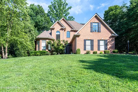 1805 Shady Hollow Ln, Knoxville, TN 37922