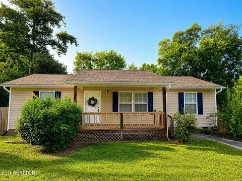 429 Woodlawn Pike, Knoxville, TN 37920