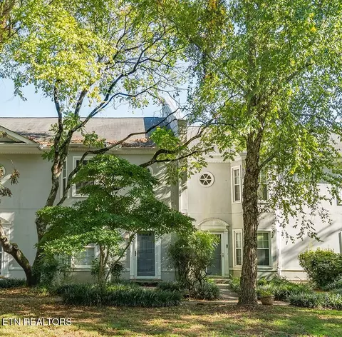 8833 Ashton Ct, Knoxville, TN 37923