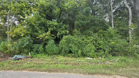1233 Ohio Ave, Knoxville, TN 37921