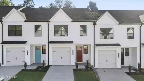 8739 Chapman Trace Way, Knoxville, TN 37920