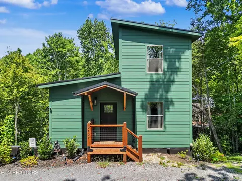 2407 Ridgehigh Pass, Sevierville, TN 37876