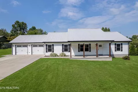2814 Covemont Rd, Sevierville, TN 37862