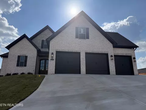 8625 Dancing Bear Ln, Knoxville, TN 37923