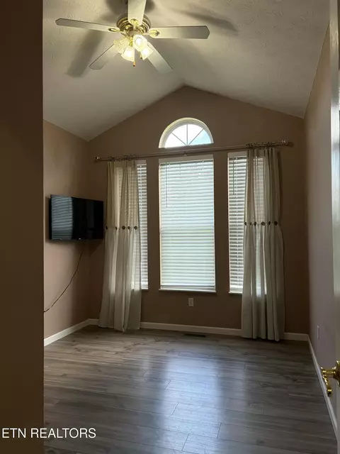 Other - 800 S 28th St, Middlesboro, KY 40965 photo 2 of 4