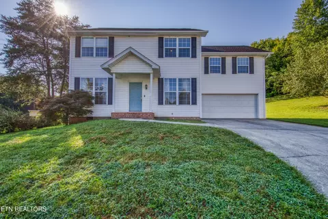 8710 Finchwood Ln, Knoxville, TN 37924