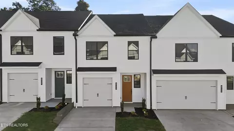 8733 Chapman Trace Way, Knoxville, TN 37920