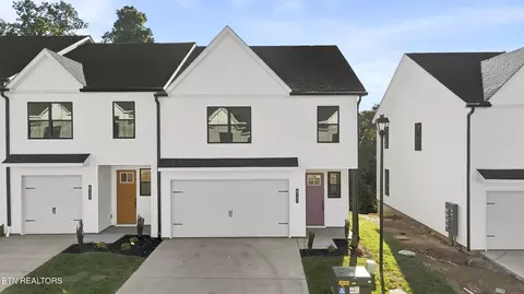 8731 Chapman Trace Way, Knoxville, TN 37920