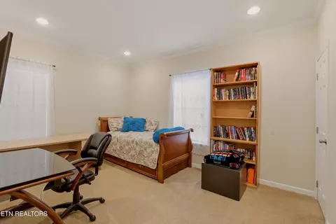 Bedroom - 3926 Roberts Rd, Corryton, TN 37721 photo 2 of 2