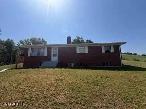 526 Blue Hollow Rd, Rose Hill, VA 24281