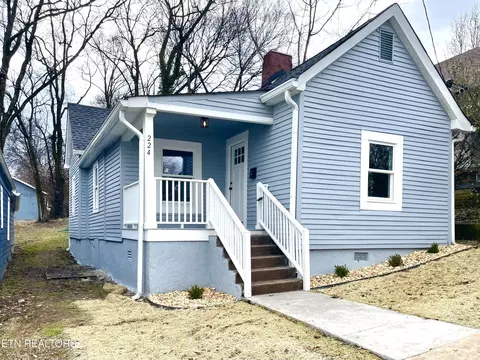 224 Leonard Pl, Knoxville, TN 37917