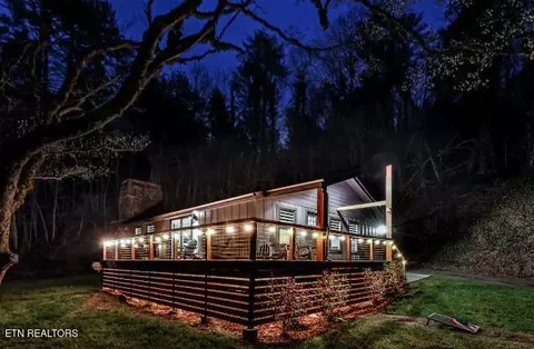 3033 N Clear Fork Rd, Sevierville, TN 37862