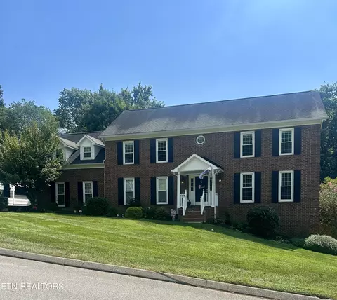 305 Sugarwood Dr, Knoxville, TN 37934
