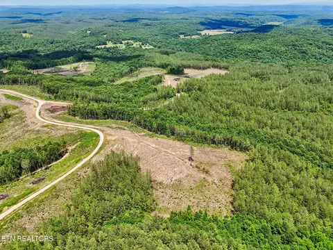 nydeck tr, Robbins, TN 37852 photo 22