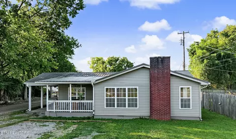 106 Carter Dr, Maryville, TN 37801
