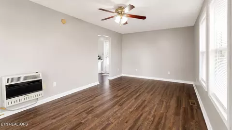 Living - 8657 Buffalo Rd, Oneida, TN 37841 photo 2 of 2