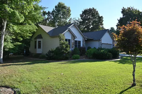 124 Windsor Rd, Crossville, TN 38558