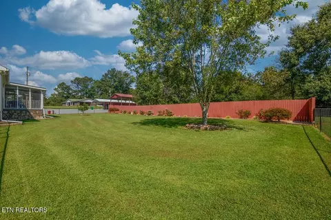 Exterior - 3399 SE Brown Bridge Rd, Dalton, GA 30720 photo 11 of 17