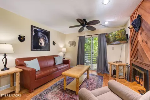 1260 Ski View Dr #2104, Gatlinburg, TN 37738