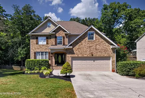 8821 Nubbin Ridge Rd, Knoxville, TN 37923