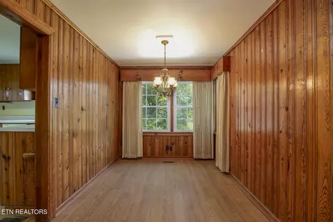 Dining - 1309 Gamble Dr, Heiskell, TN 37754 photo 1 of 2