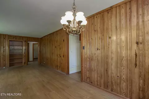 Dining - 1309 Gamble Dr, Heiskell, TN 37754 photo 2 of 2