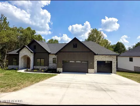 116 Amohi Way, Loudon, TN 37774
