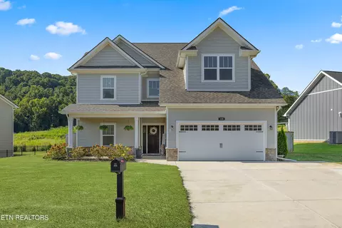 133 Forest Creek Pkwy, Oak Ridge, TN 37830