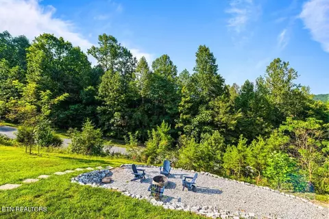 Exterior - 133 Pool Dr, La Follette, TN 37766 photo 10 of 10