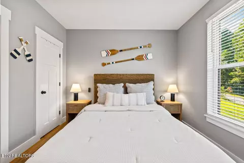 Bedroom - 133 Pool Dr, La Follette, TN 37766 photo 11 of 14