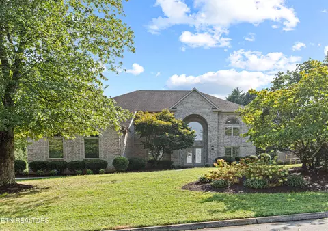 1613 Bingham Dr, Knoxville, TN 37922