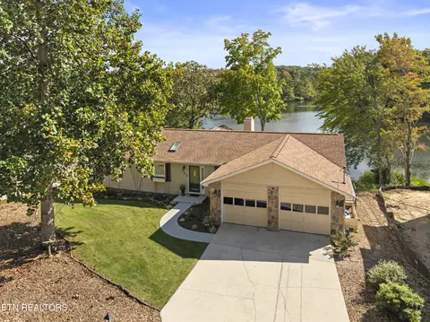 103 Sherwood Cir, Crossville, TN 38558