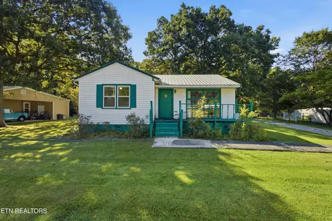 301 Kelsay Dr, Kingston, TN 37763