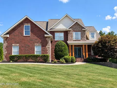 8330 Kiva Dunes Ln, Knoxville, TN 37938