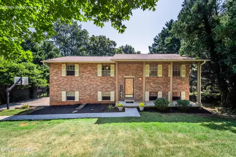 11904 W Kings Gate Rd, Knoxville, TN 37934