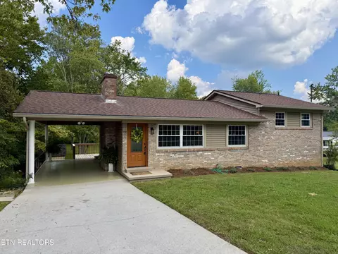 1427 Creekwood Dr, Knoxville, TN 37918