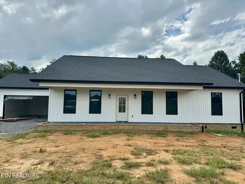 239 Thorngrove Pike, Kodak, TN 37764